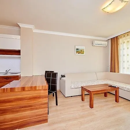 Hotel Penelope Palace